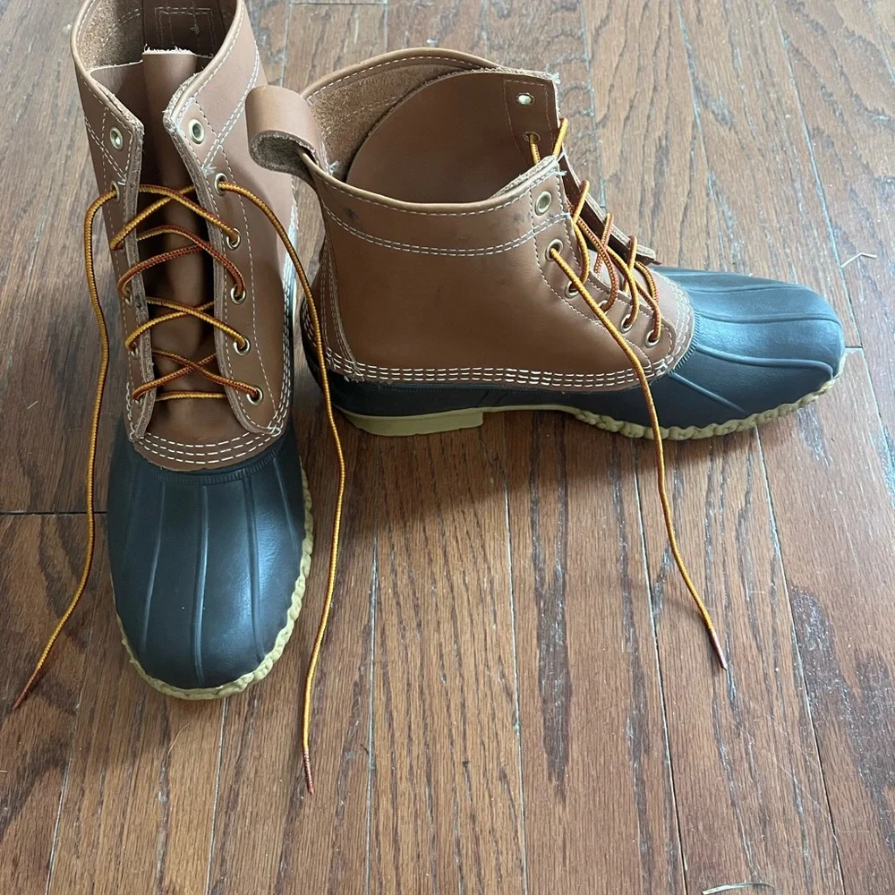 L.L. Bean Men's Tan and Black Duck Boots - Picture 2 of 9